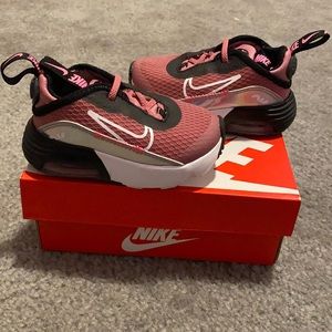 Nike Air Max 2090 SE